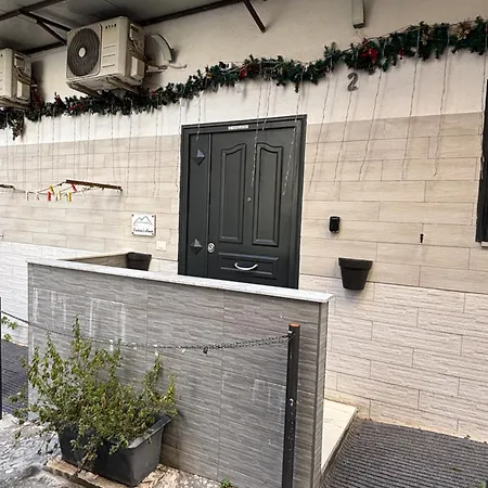 Дом отдыха Cristina House 5 Min From Old Town & Train Station Wifi 5 Star